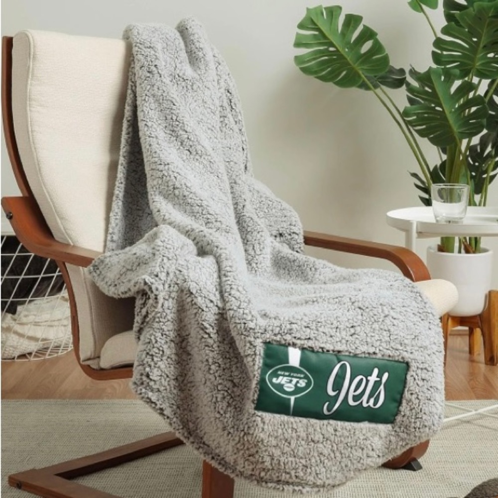 FOCO NFL Team Color Big Logo Cloud Sherpa Blanket 60" x 70" brand new